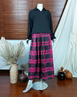 Skirt Sarung Tenun Pink