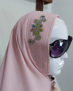 Hijab Khimar Sera Diamond Pink 2 syari_manik_2_web_2_manik_aja